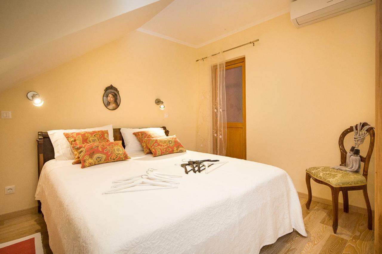 Valdibora Sea View Residence Rovinj Exteriör bild